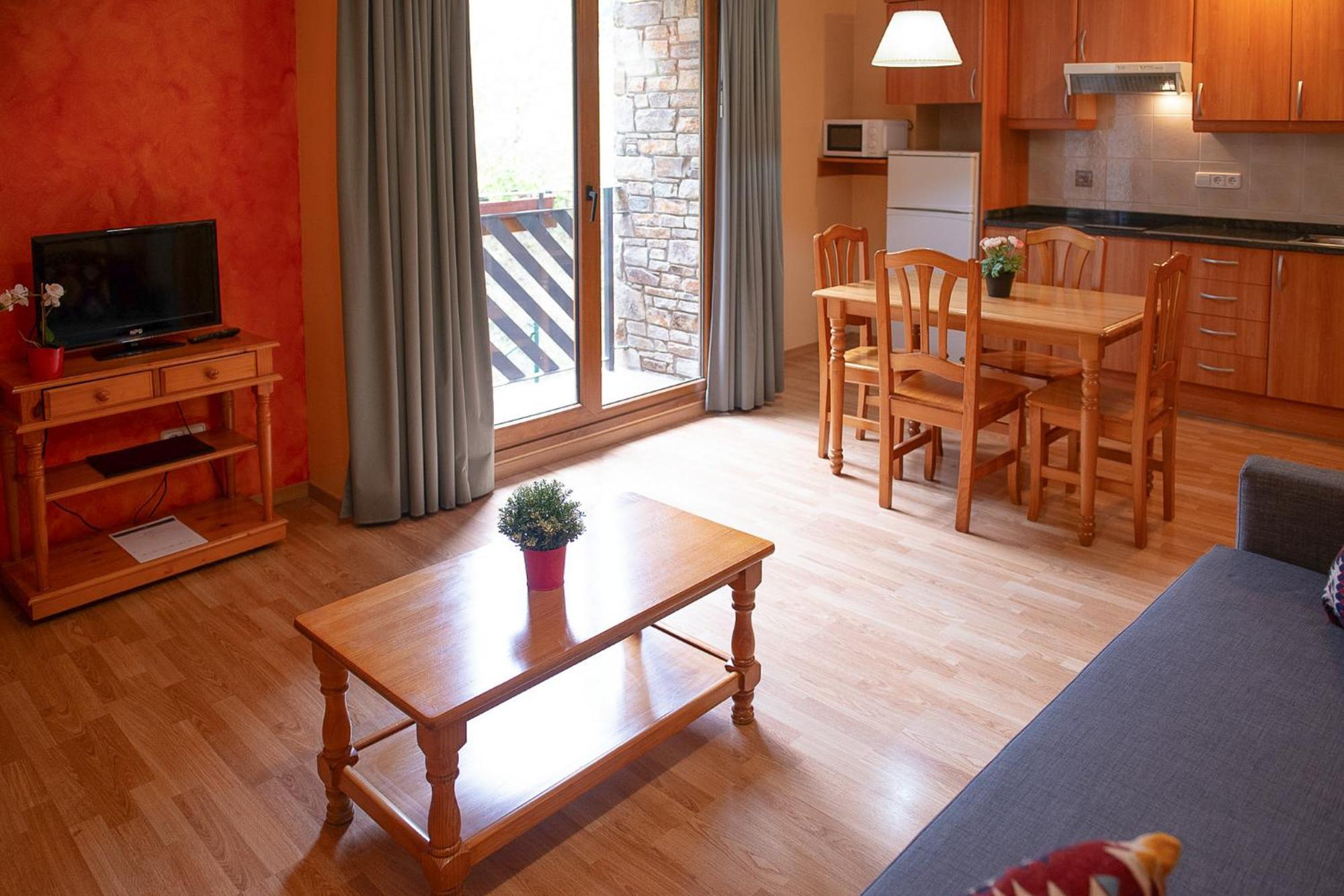 Vista Arinsal Apartments Экстерьер фото